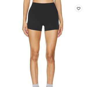 Year of Ours Ribbed Biker Short 3” NWOT